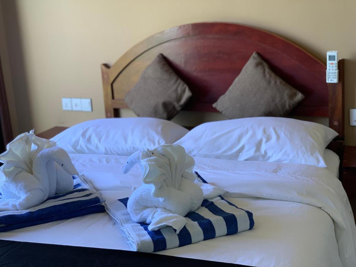 Ilaa Beach Maldives Hotel กุลลี ภายนอก รูปภาพ